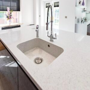 Silestone Stellar Blanco13 composiet keukenbladen
